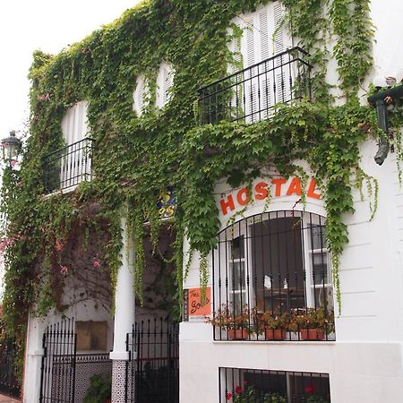 Hostal Tres Soles Nerja Exterior foto