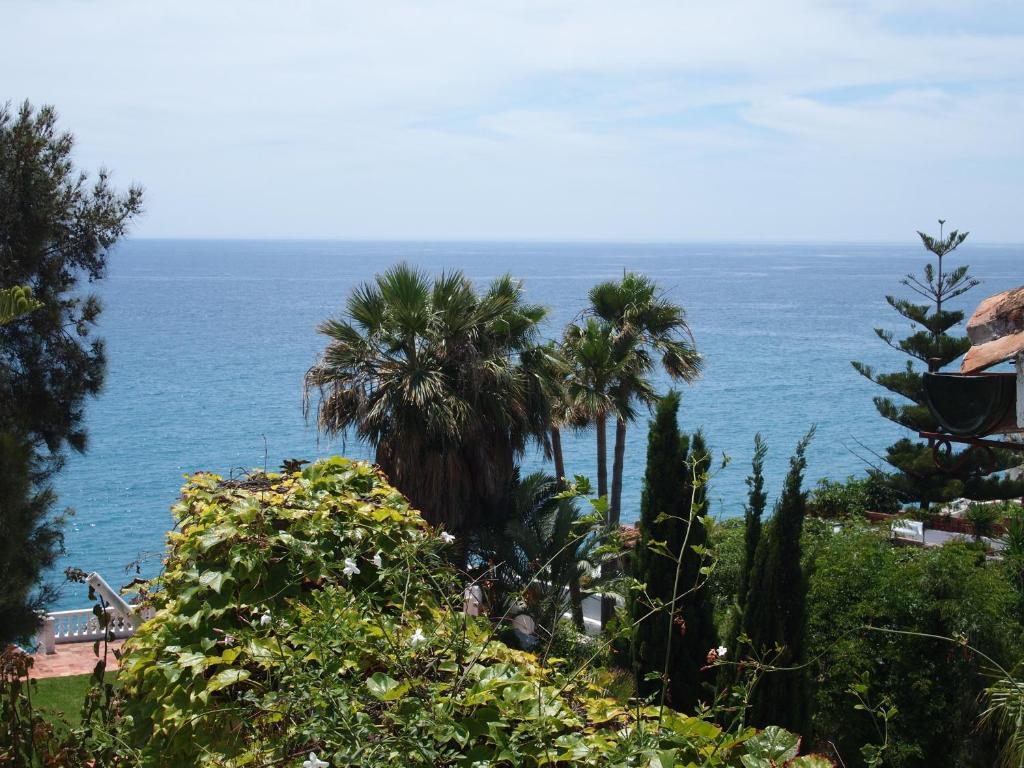 Hostal Tres Soles Nerja Zimmer foto