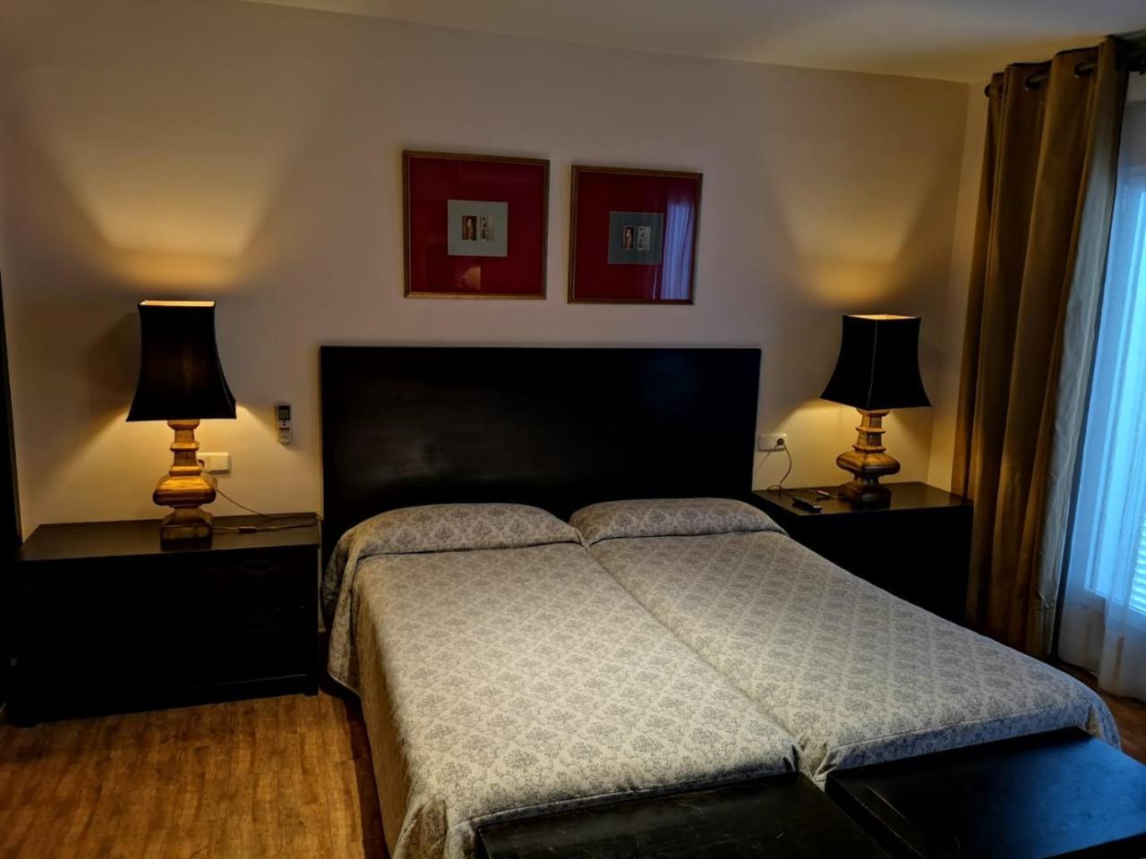 Hostal Tres Soles Nerja Exterior foto