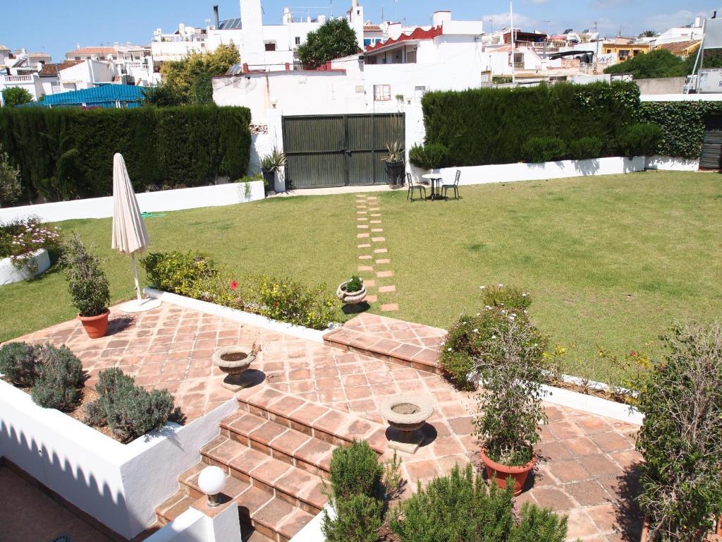 Hostal Tres Soles Nerja Zimmer foto